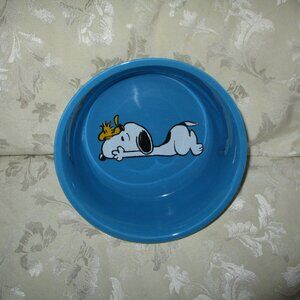 Peanuts / Snoopy Small Round Pet Bowl Perfect for Dogs, Puppies, & Cats.